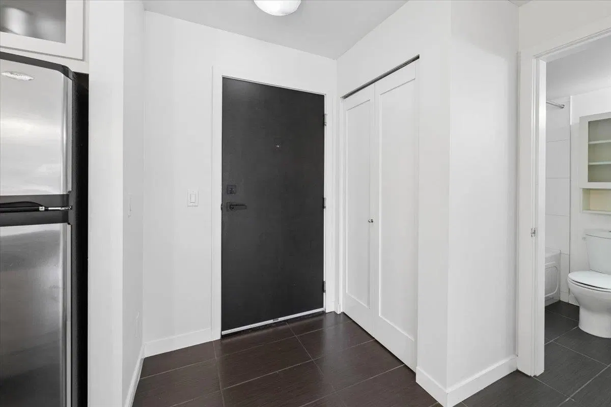 Photo 4 of 35 at #218 – 405 Skeena Street
