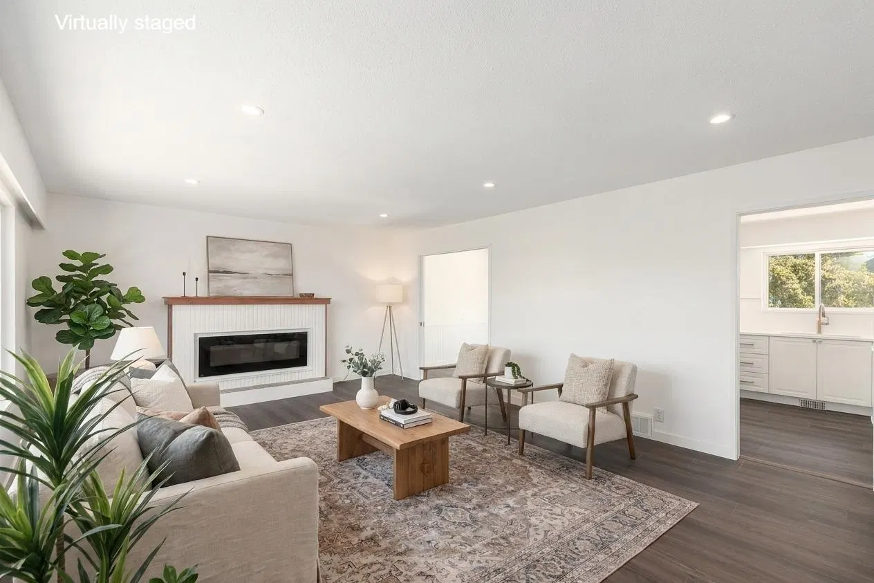 Photo 3 of 36 at 4600 53 Street