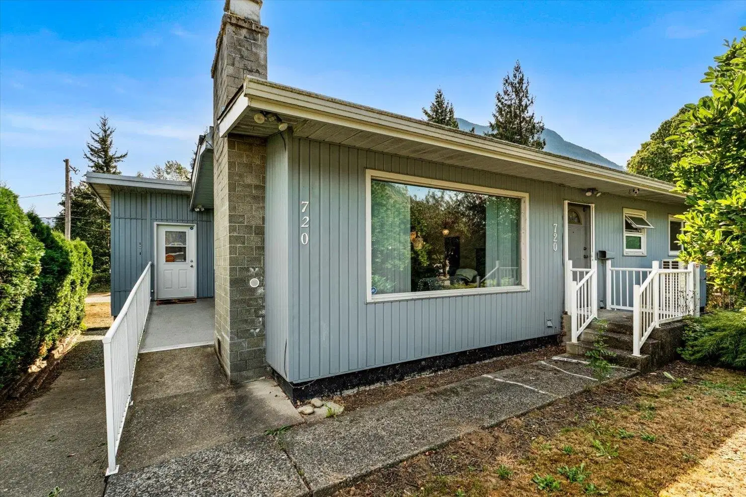 720 Coquihalla Street