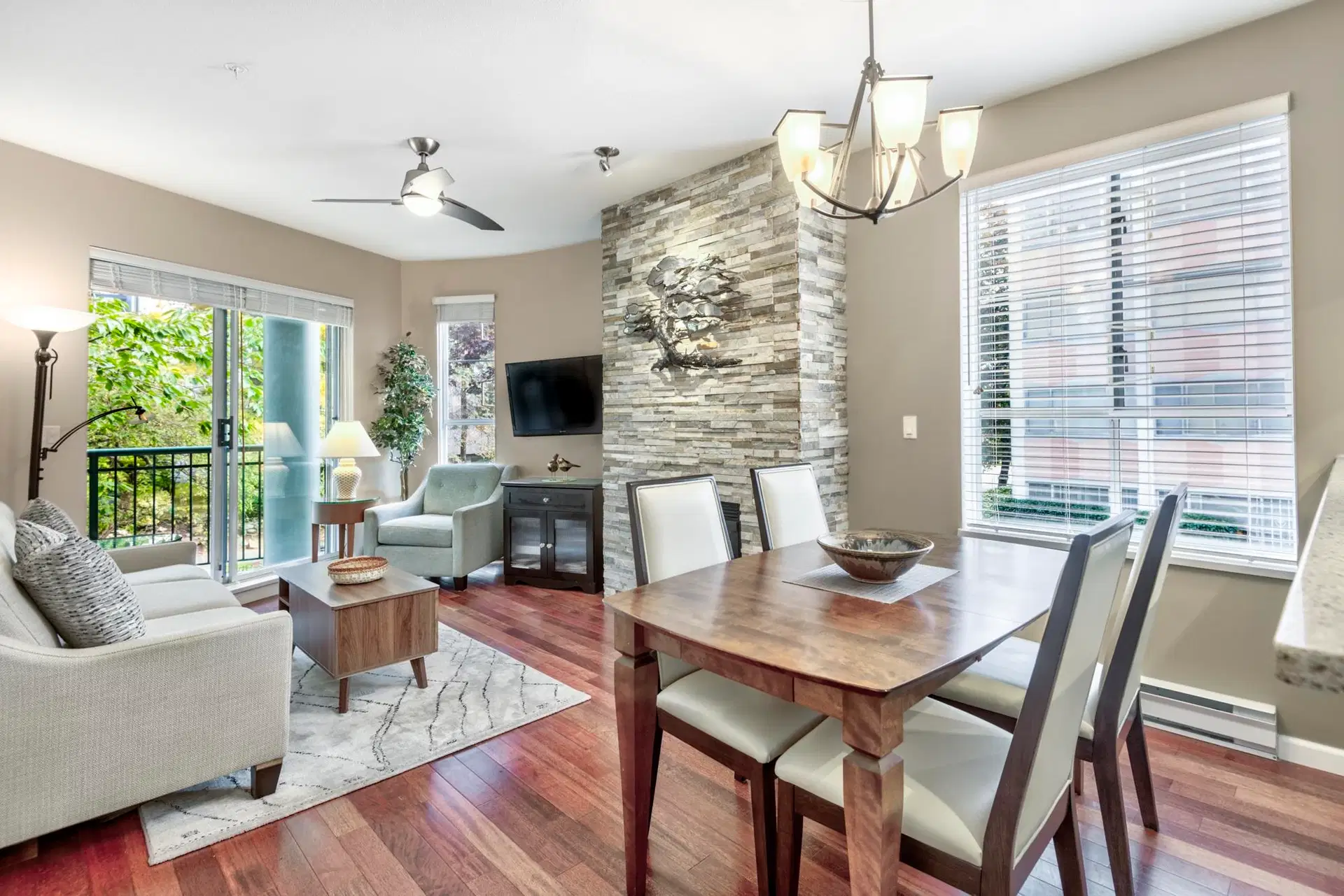#202 – 1928 Nelson Street