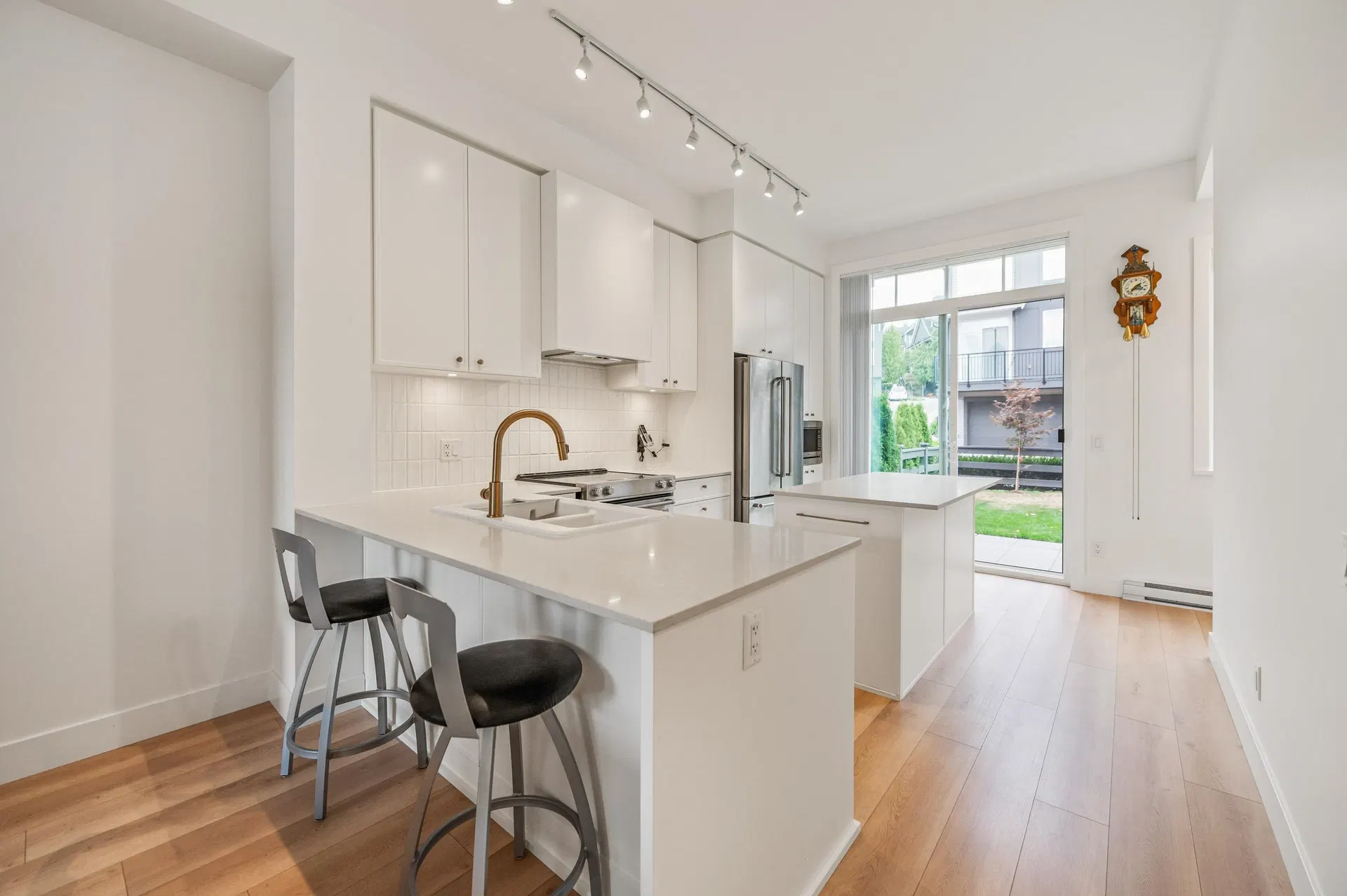 Photo 3 of 32 at #141 – 1331 Olmsted Street