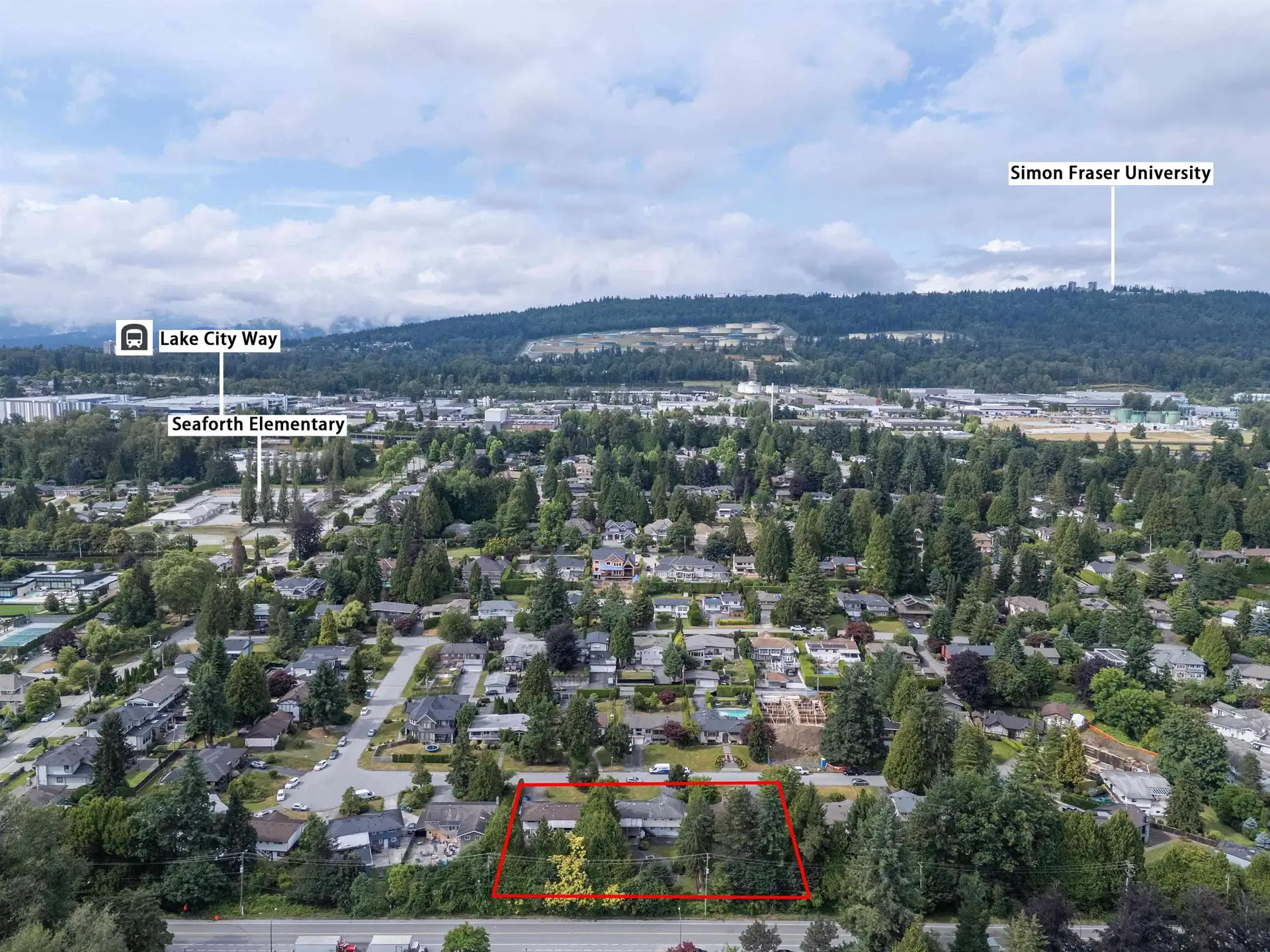3869 Winlake Crescent
