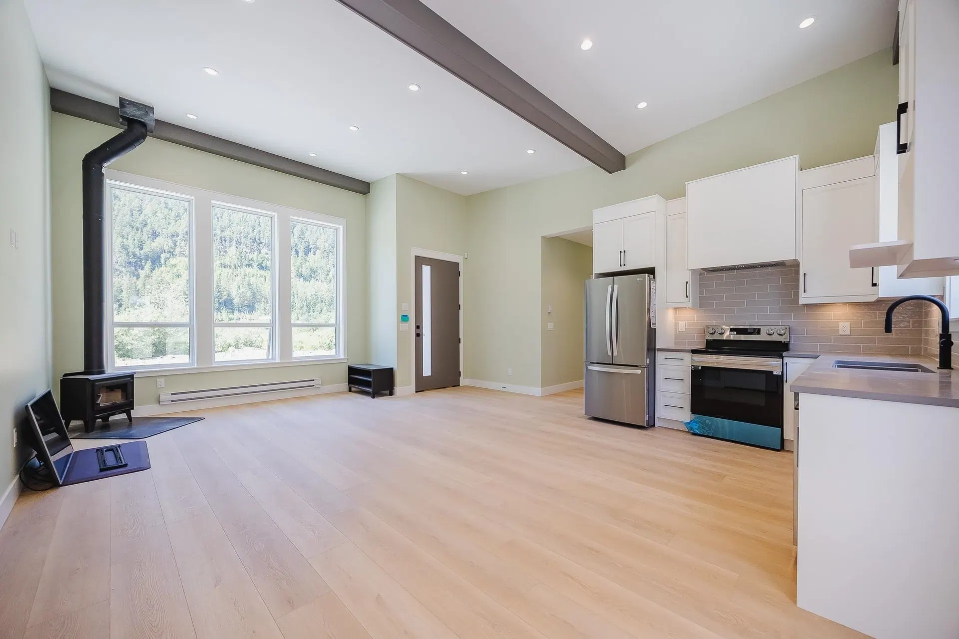 Photo 3 of 14 at HG 187 – 71358 Grove Place