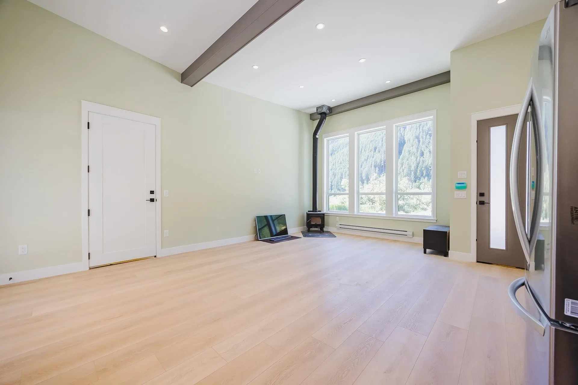 Photo 4 of 14 at HG 187 – 71358 Grove Place