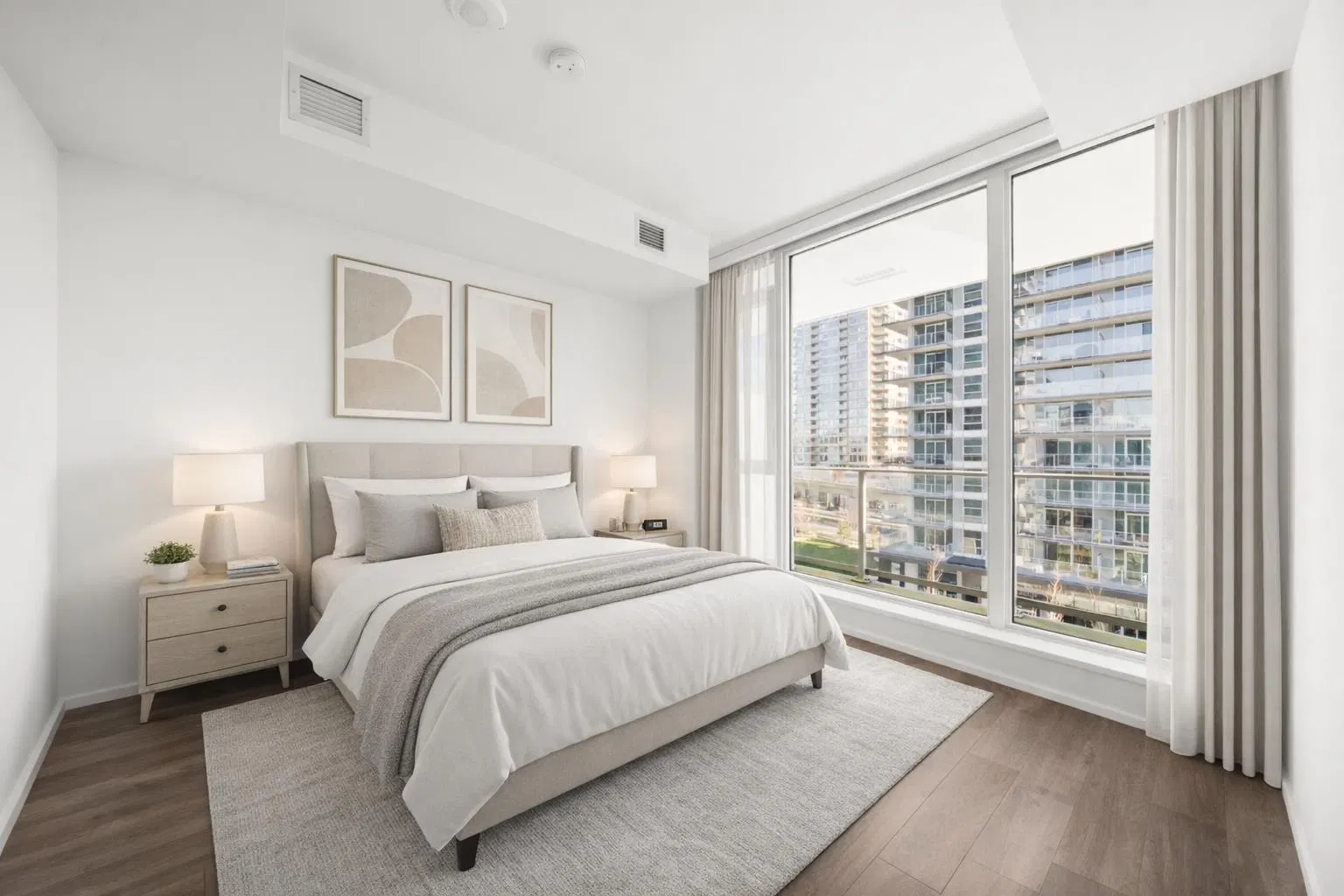Photo 4 of 20 at #608 – 3809 Evergreen Place