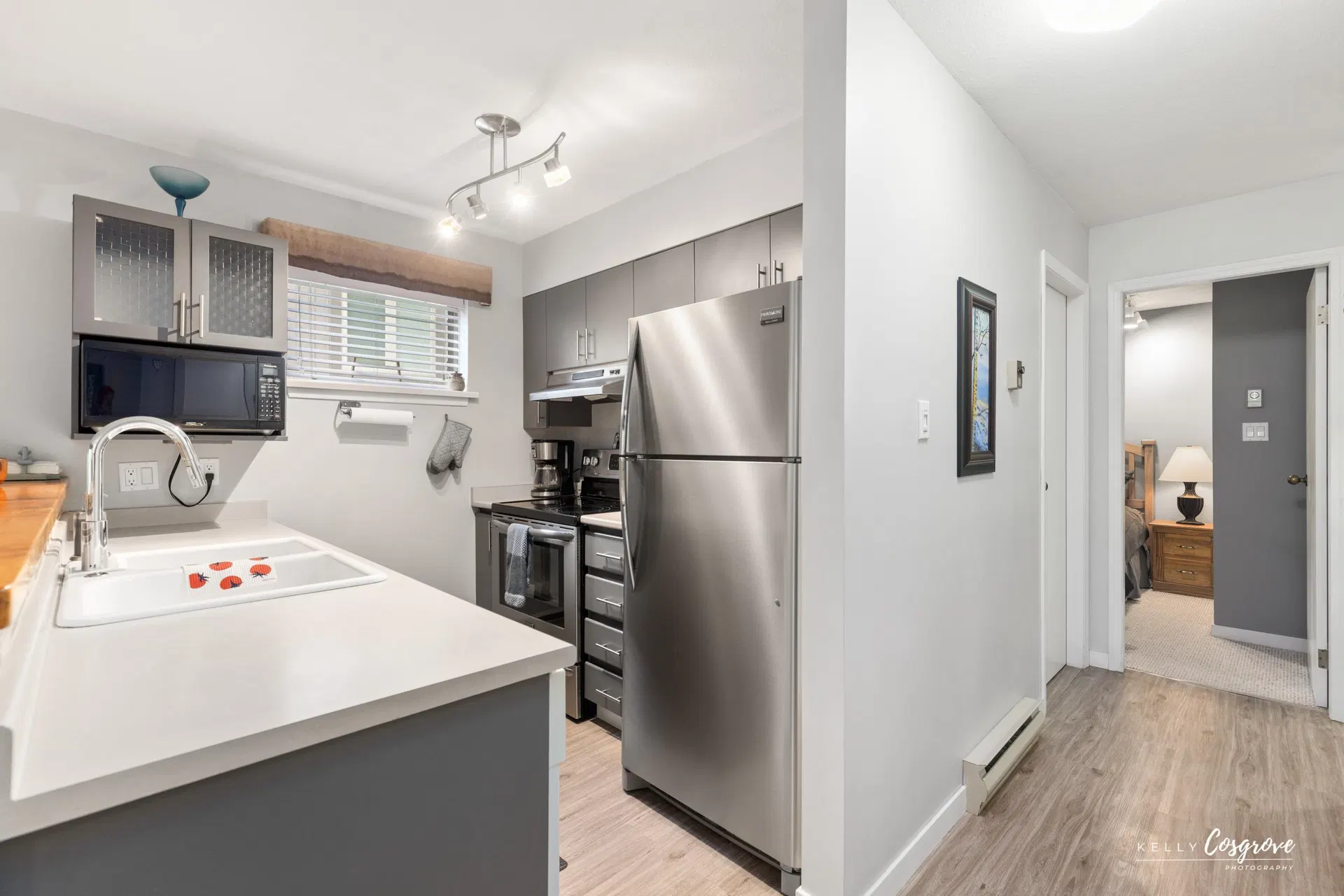 #801 – 3050 Hillcrest Drive