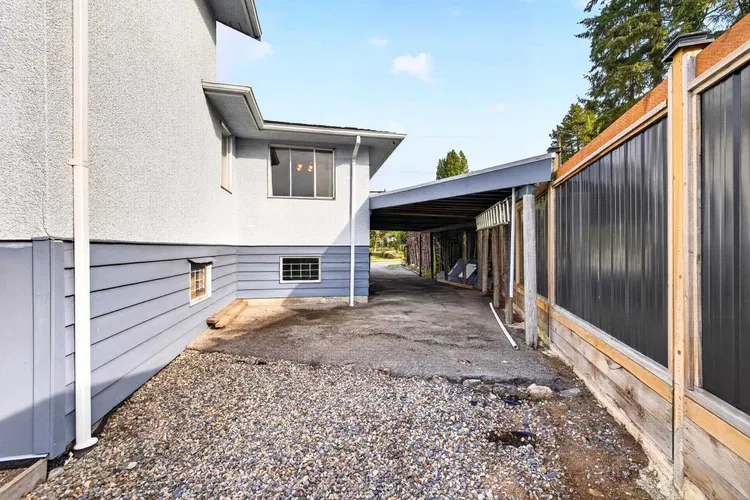 Photo 4 of 40 at 12614 102 Avenue