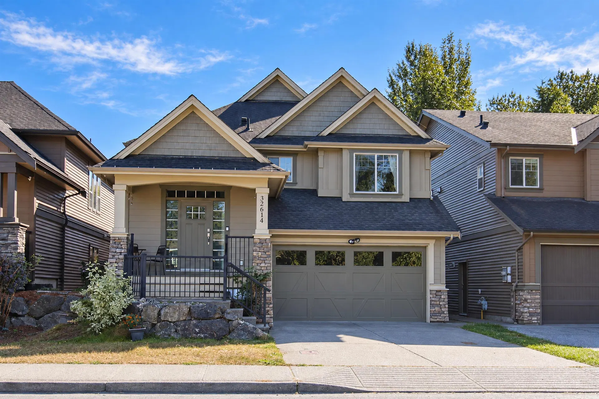 Photo 1 of 40 at 32614 Tunbridge Avenue