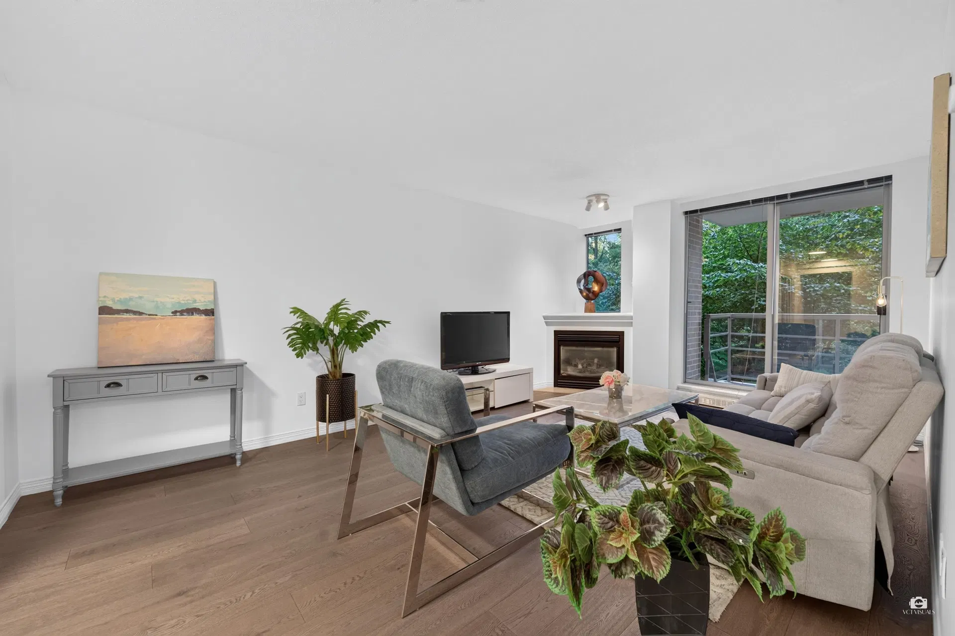Photo 3 of 39 at #202 – 5639 Hampton Place