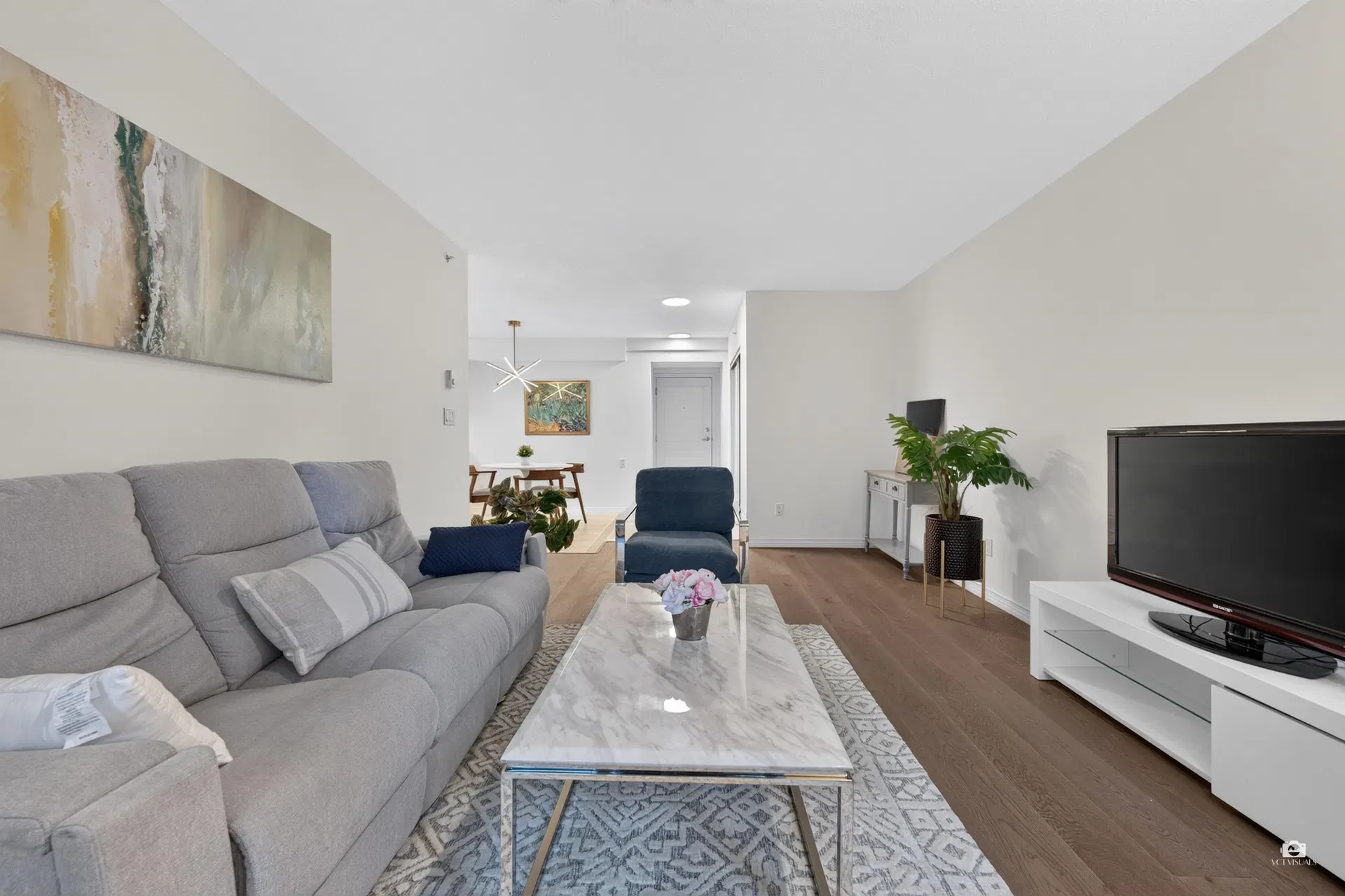 Photo 5 of 39 at #202 – 5639 Hampton Place