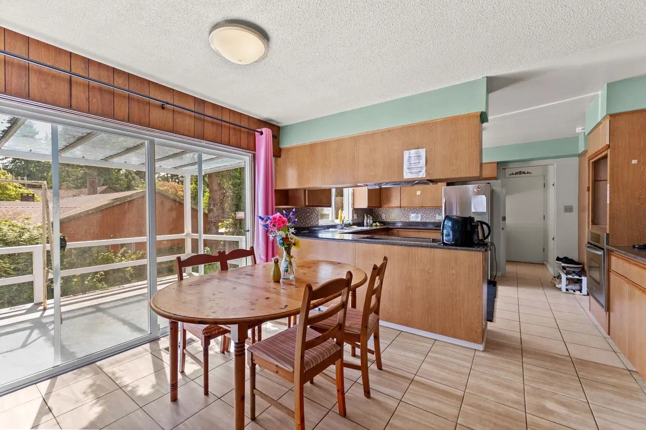 Photo 5 of 15 at 4330 Salish Drive