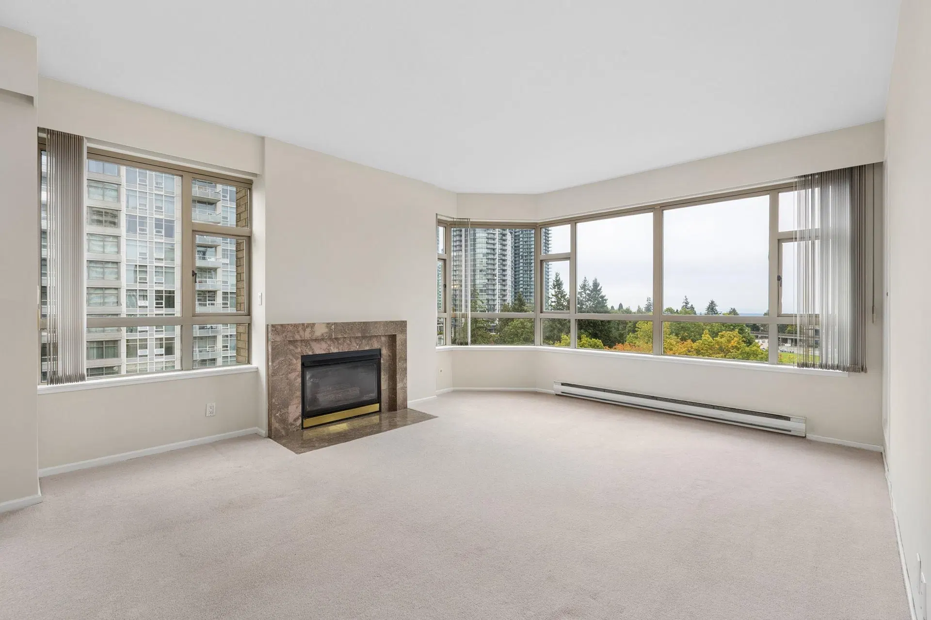 Photo 4 of 38 at #802 – 4830 Bennett Street
