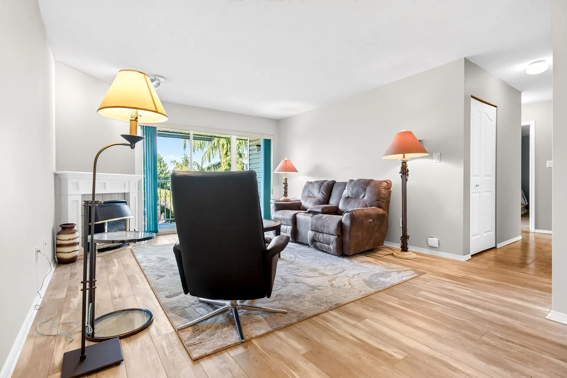 Photo 4 of 36 at #305 – 5360 205 Street