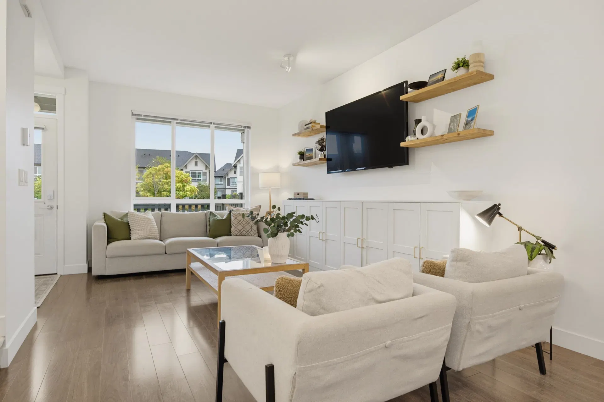 Photo 4 of 40 at #140 – 30930 Westridge Place