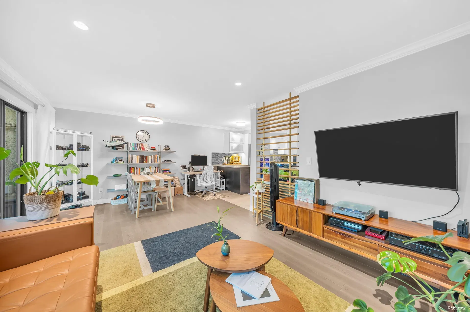 Photo 4 of 30 at #7 – 7321 Montecito Drive