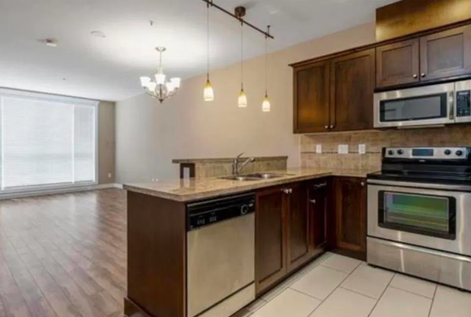 Photo 4 of 20 at #603 – 14333 104 Avenue