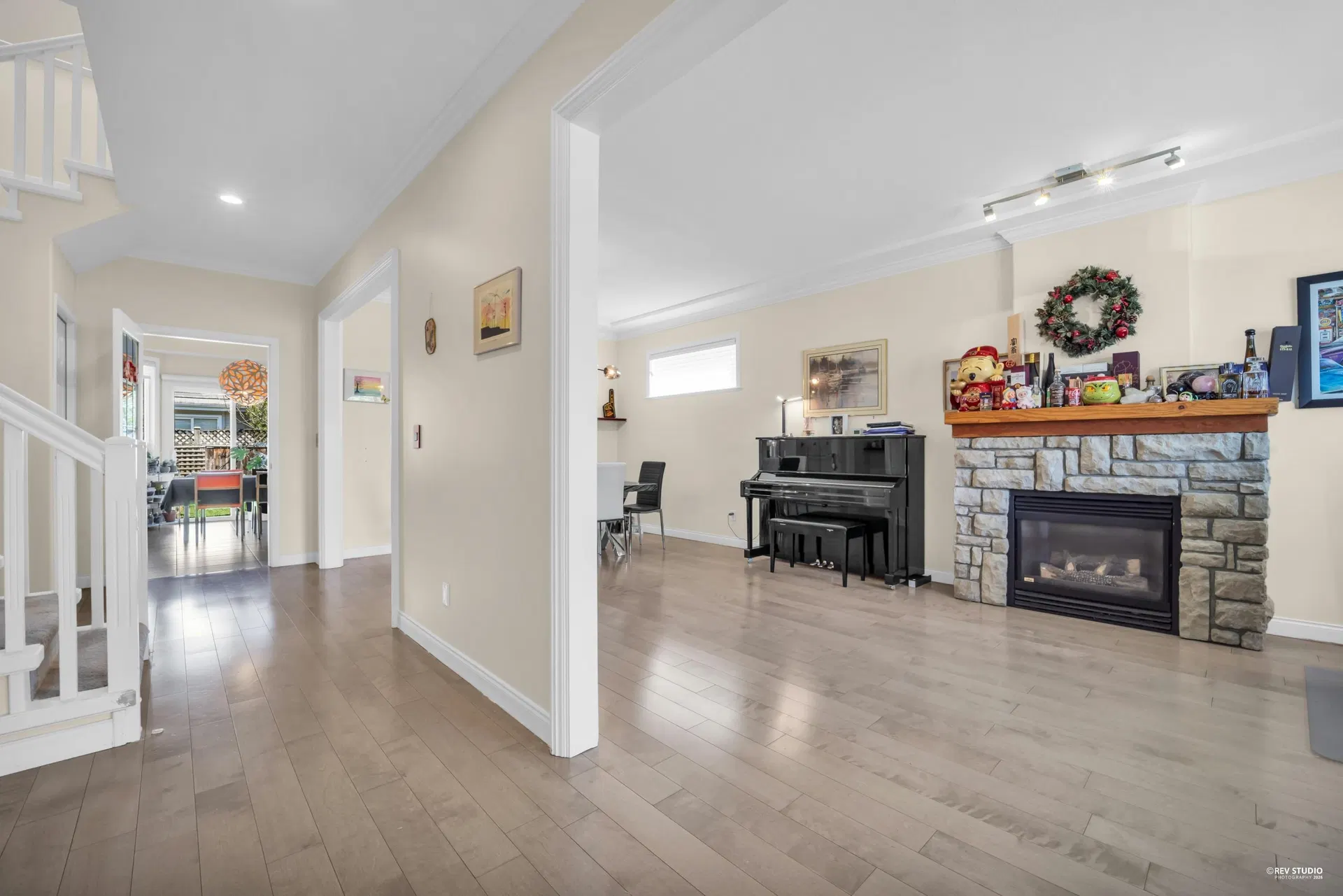 Photo 4 of 40 at 3531 Johnson Avenue