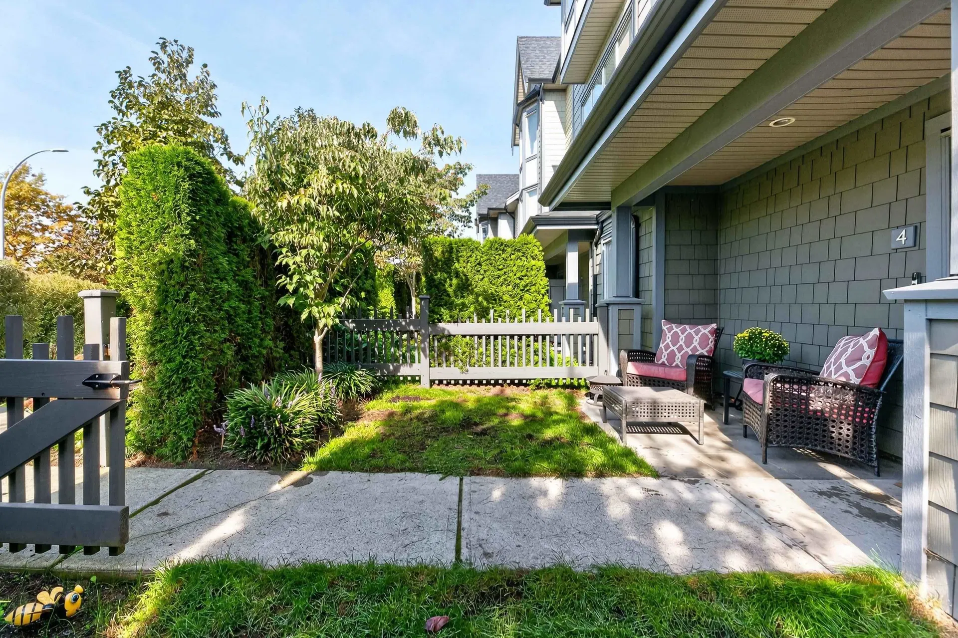Photo 3 of 39 at #4 – 8138 204 Street