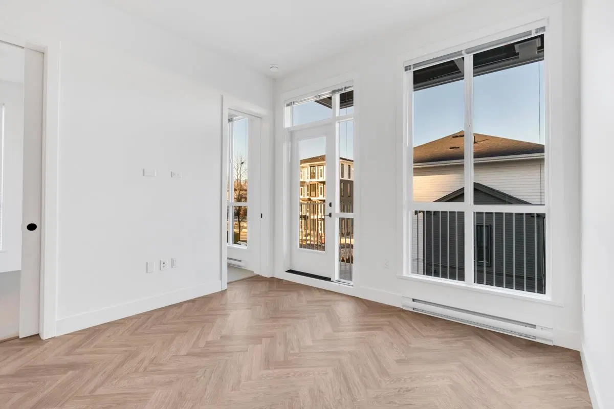 Photo 5 of 21 at #310 – 14968 101a Avenue