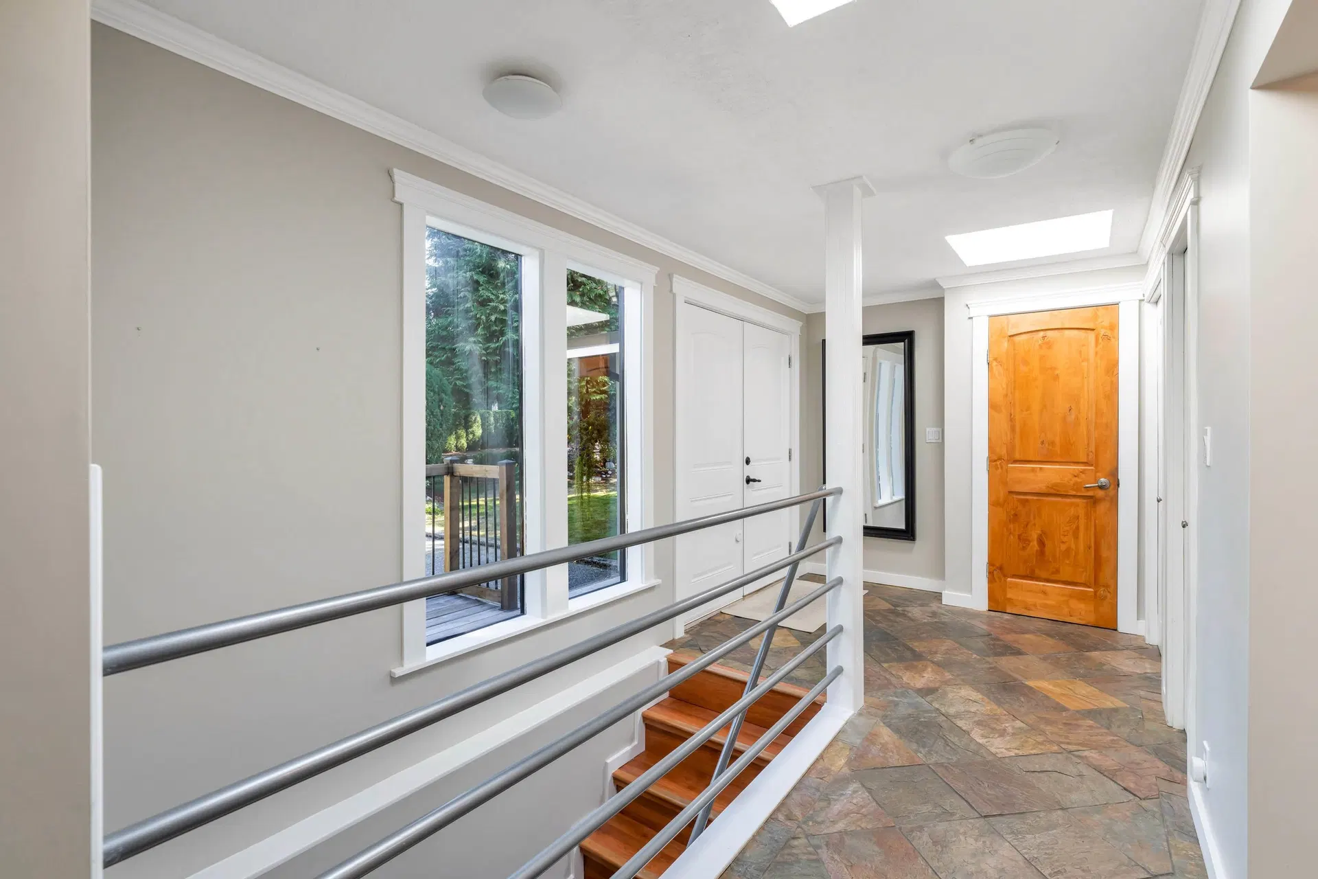 Photo 3 of 40 at 24071 63 Avenue
