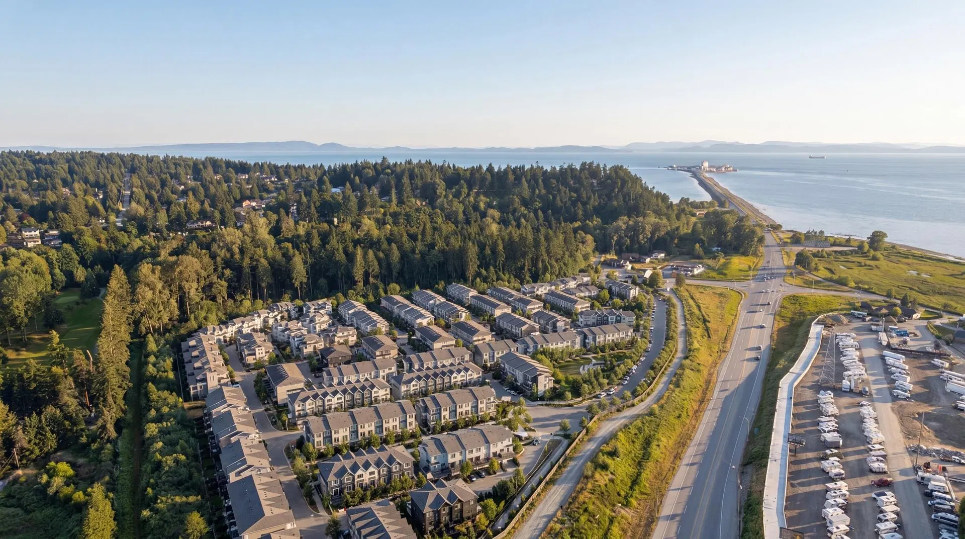 Photo 2 of 40 at #29 – 4716 Orca Way