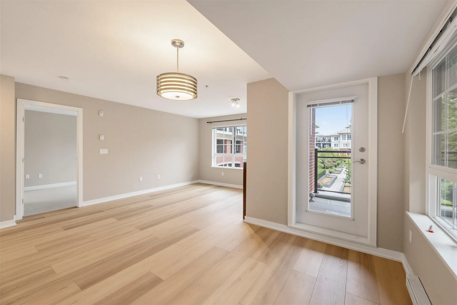 Photo 4 of 39 at #205 – 2940 King George Boulevard