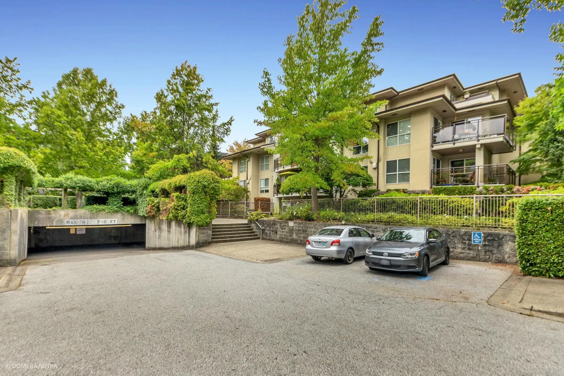 Photo 3 of 21 at #109 – 7505 138 Street