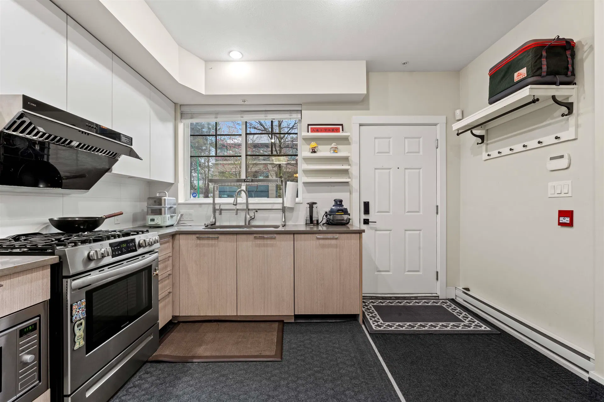 Photo 3 of 35 at #7 – 5132 Canada Way