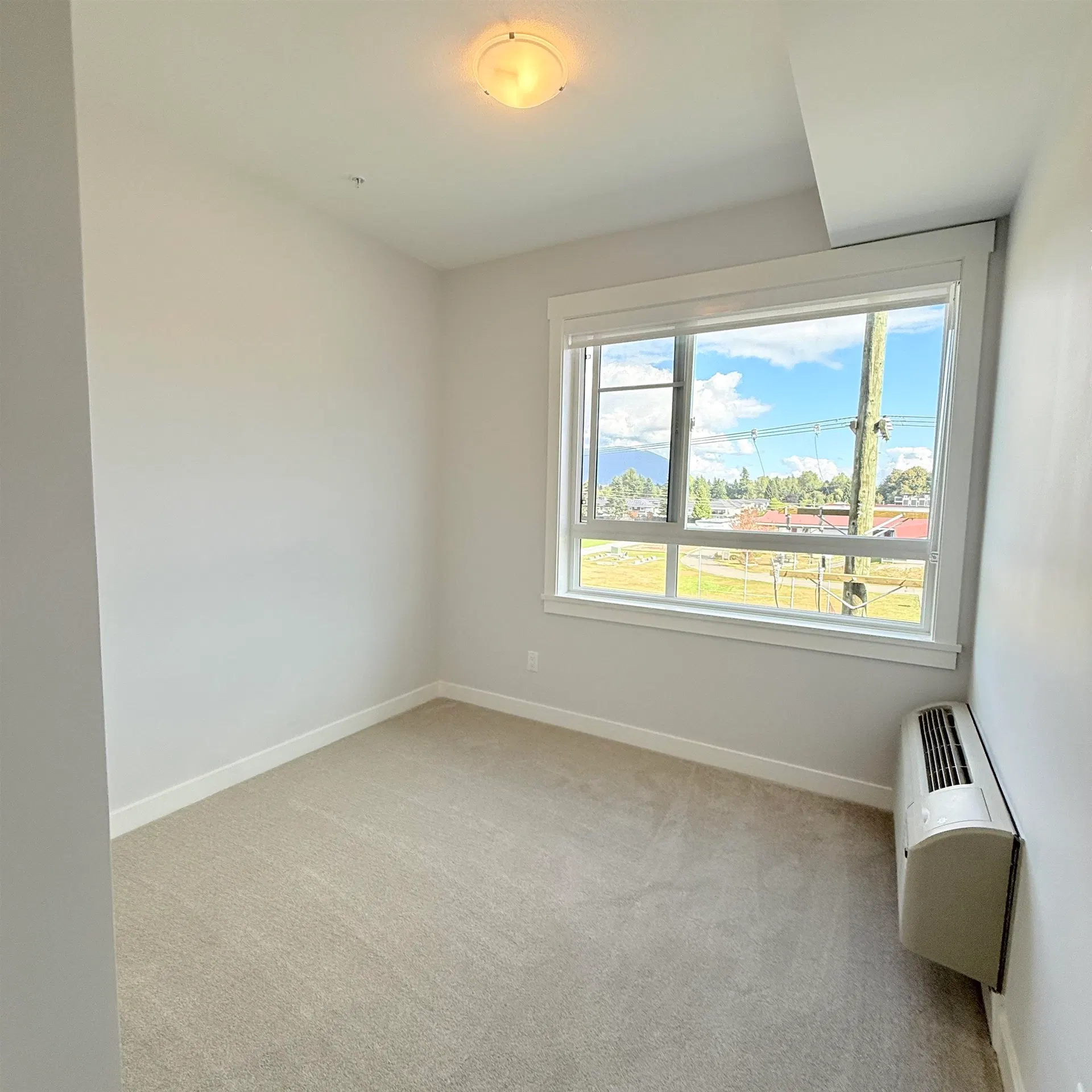 Photo 3 of 14 at #419 – 8423 Cedar Street