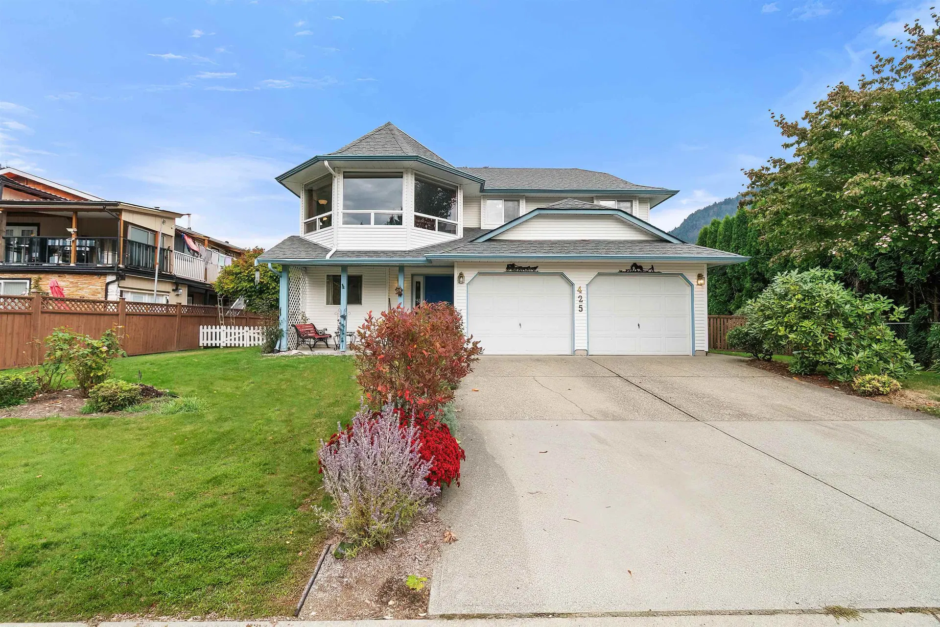 Photo 1 of 37 at 425 Hadway Drive