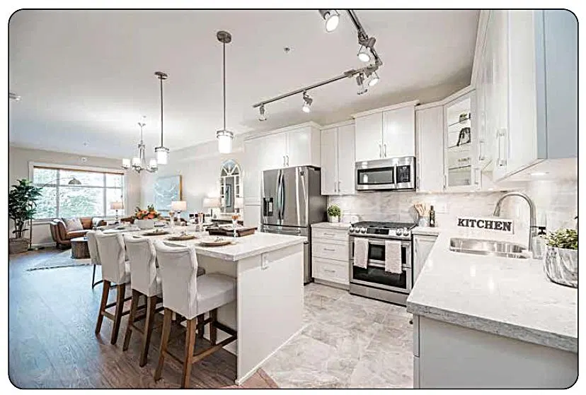 Photo 2 of 5 at 106 11035 Ravine Road
