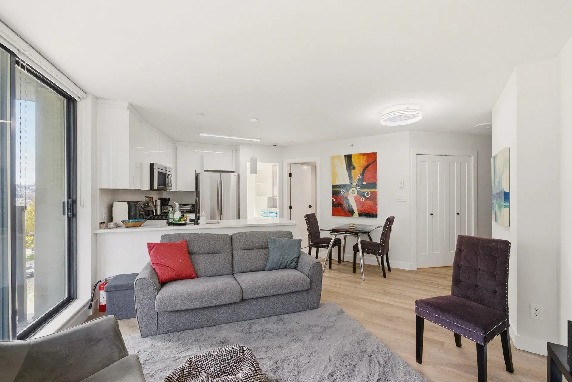Photo 5 of 24 at #502 – 501 Pacific Street