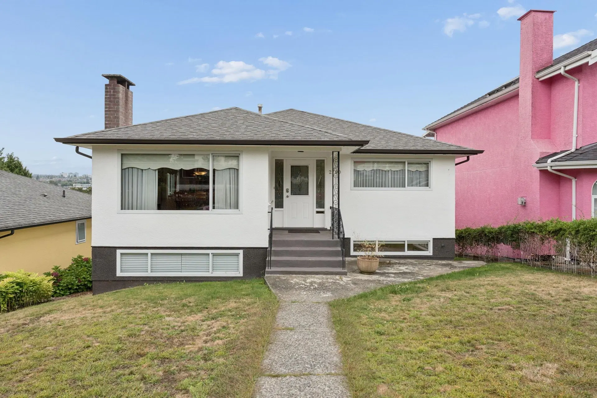 Photo 1 of 26 at 2780 E 8th Avenue
