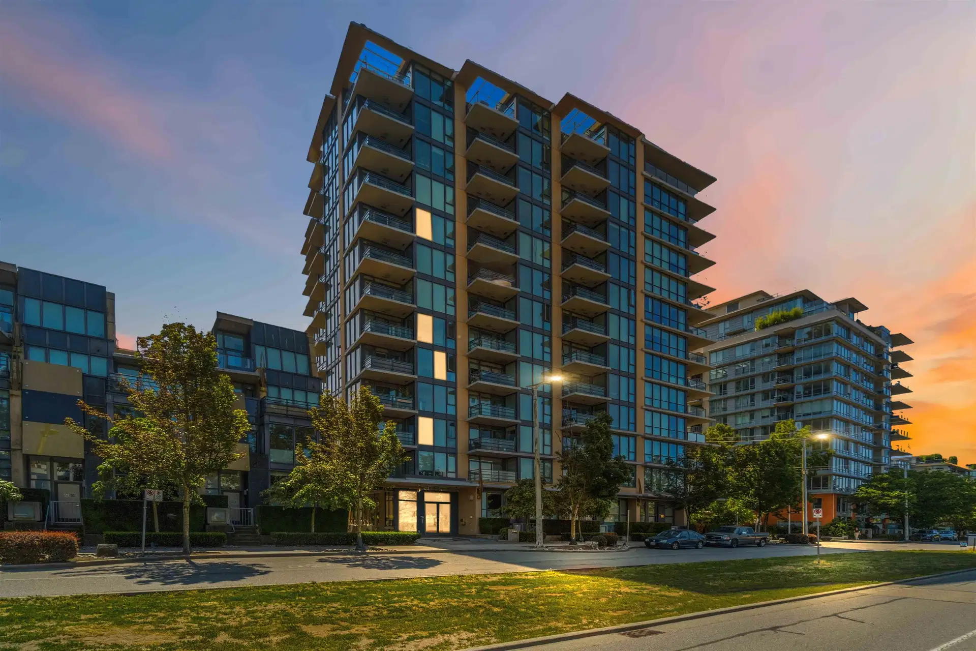 #808 – 288 1st Avenue