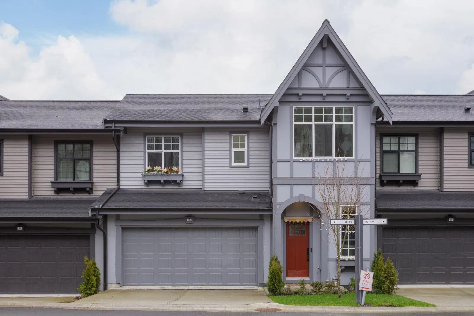 Photo 1 of 32 at #95 – 3552 Victoria Drive