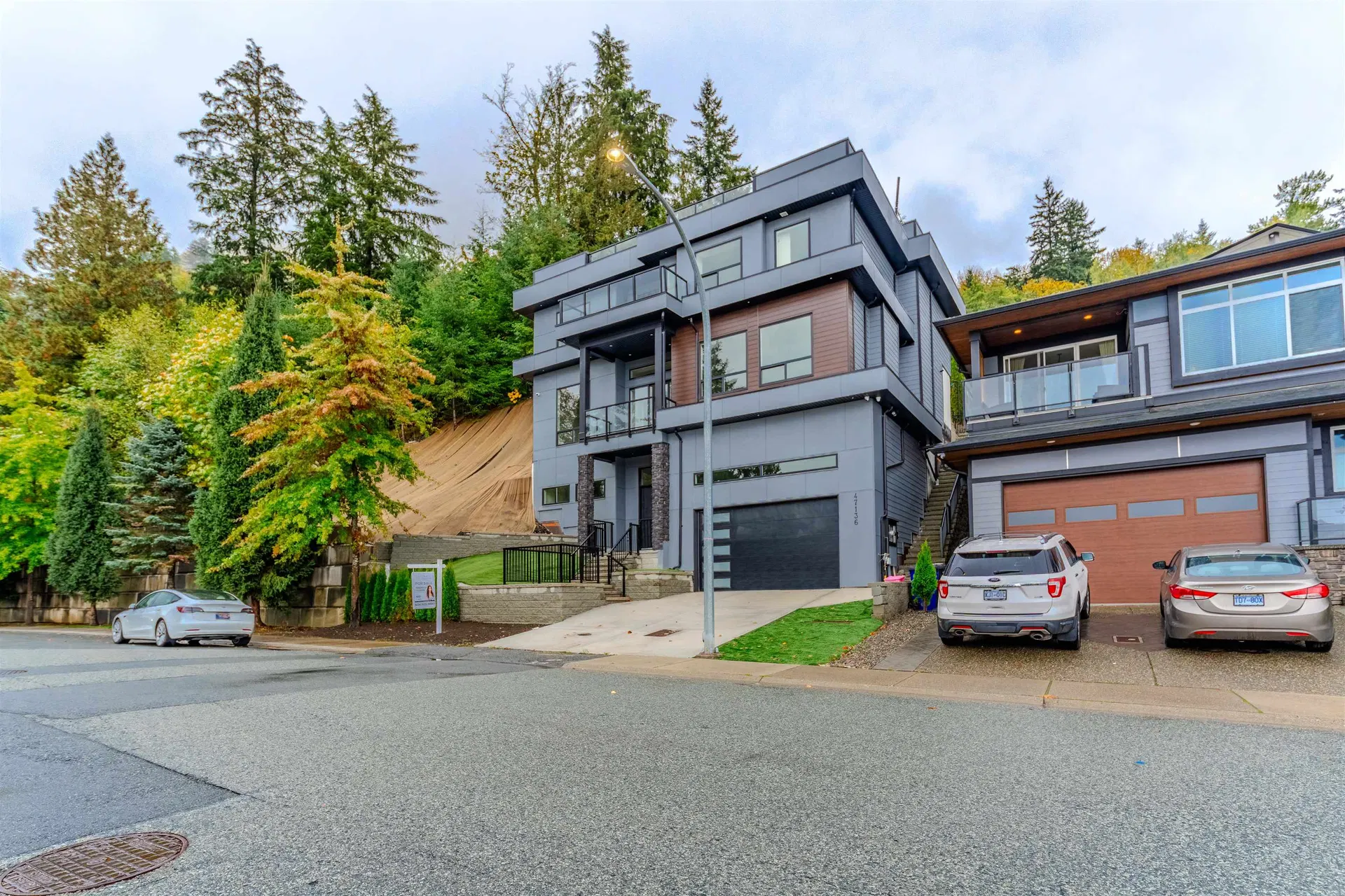 Photo 2 of 40 at 47136 Sylvan Drive