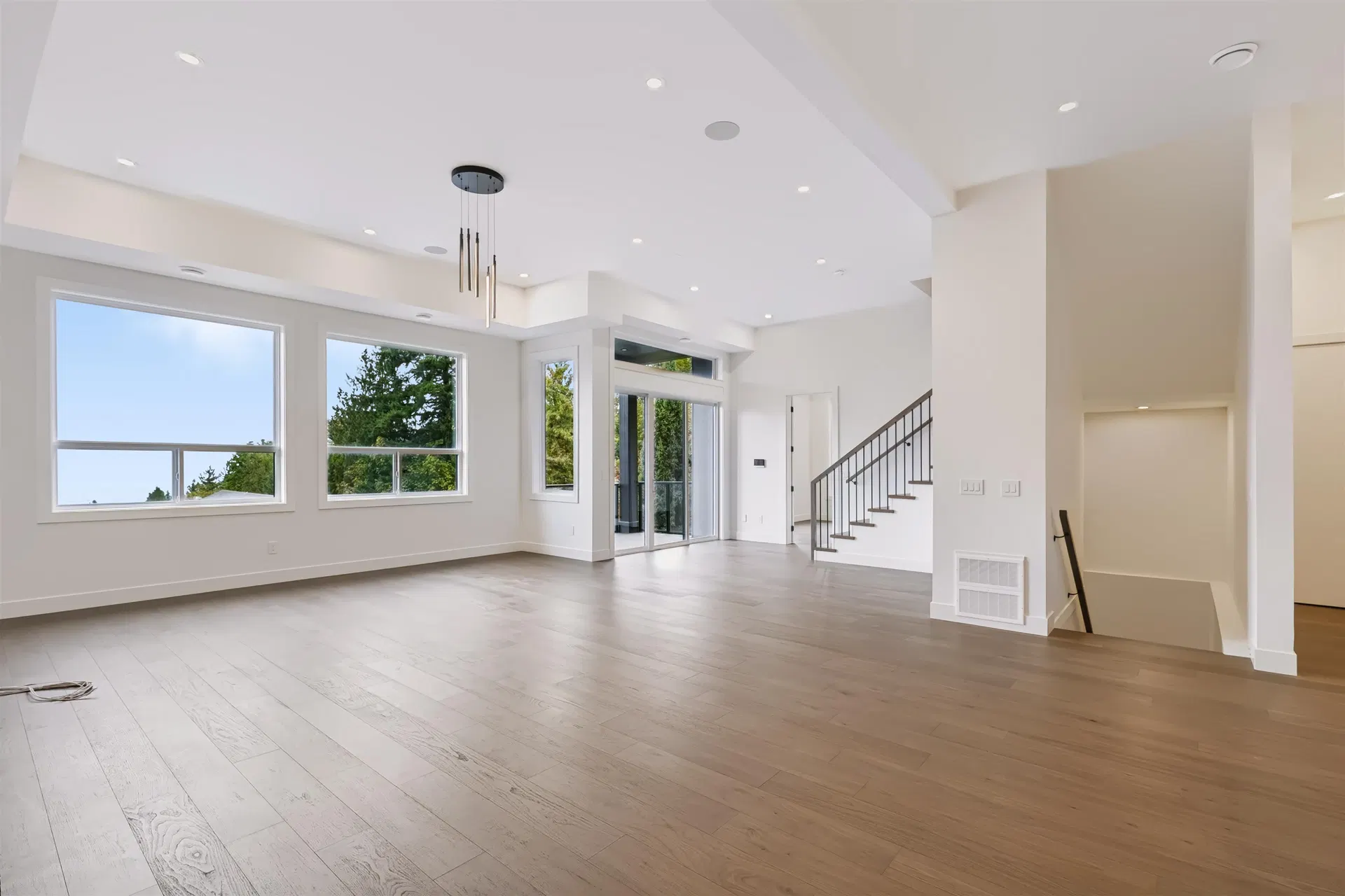 Photo 5 of 40 at 47136 Sylvan Drive