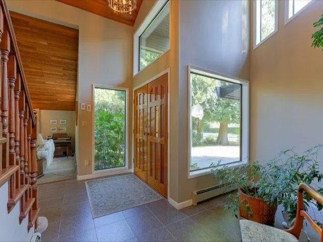 Photo 2 of 17 at 943 50b Street