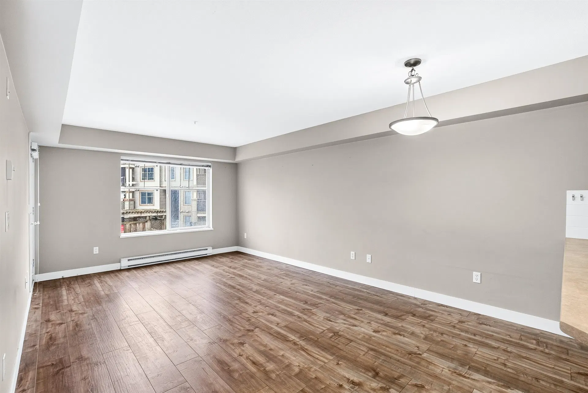 Photo 3 of 39 at #201 – 45559 Yale Road
