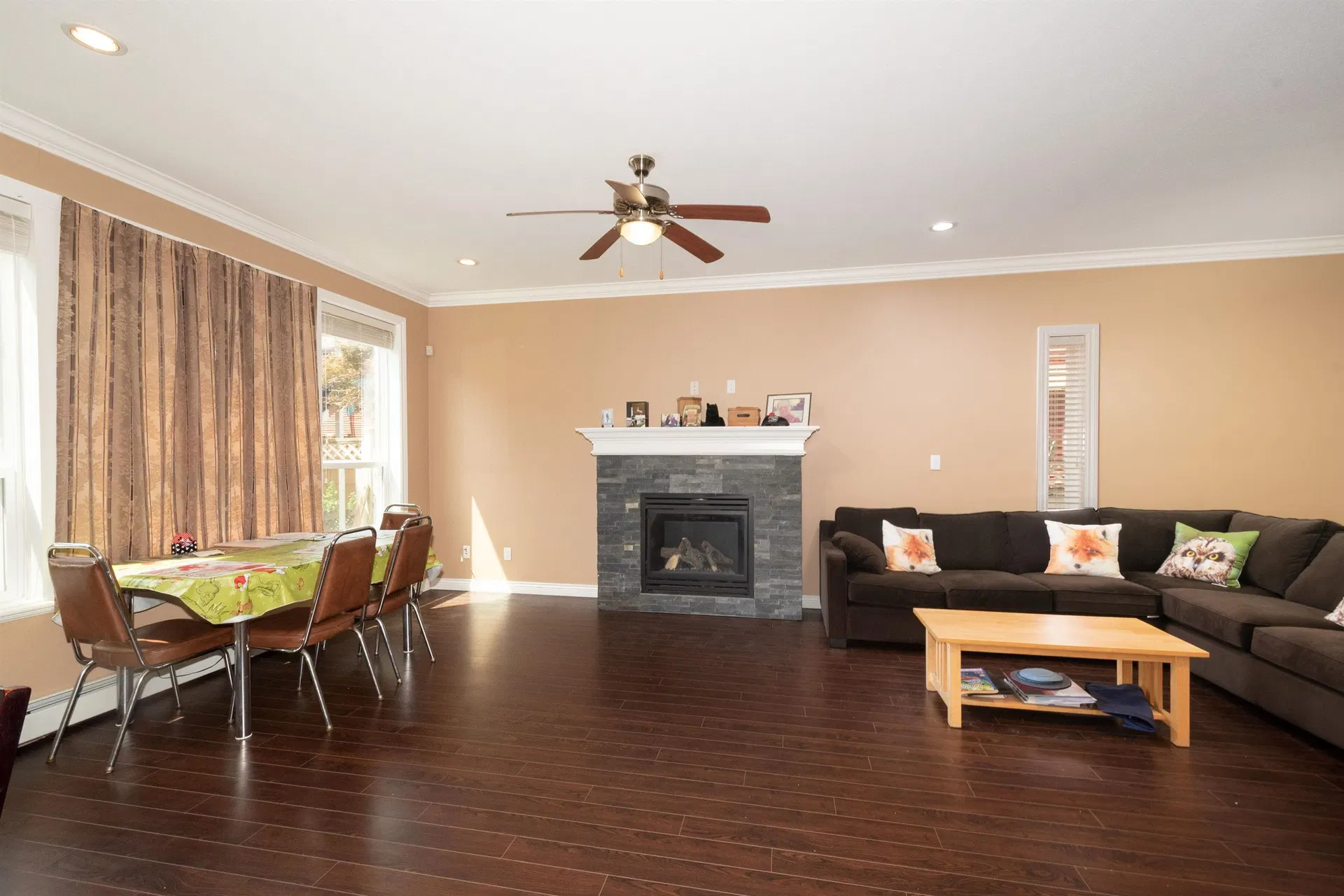 Photo 5 of 40 at 32620 Carter Avenue