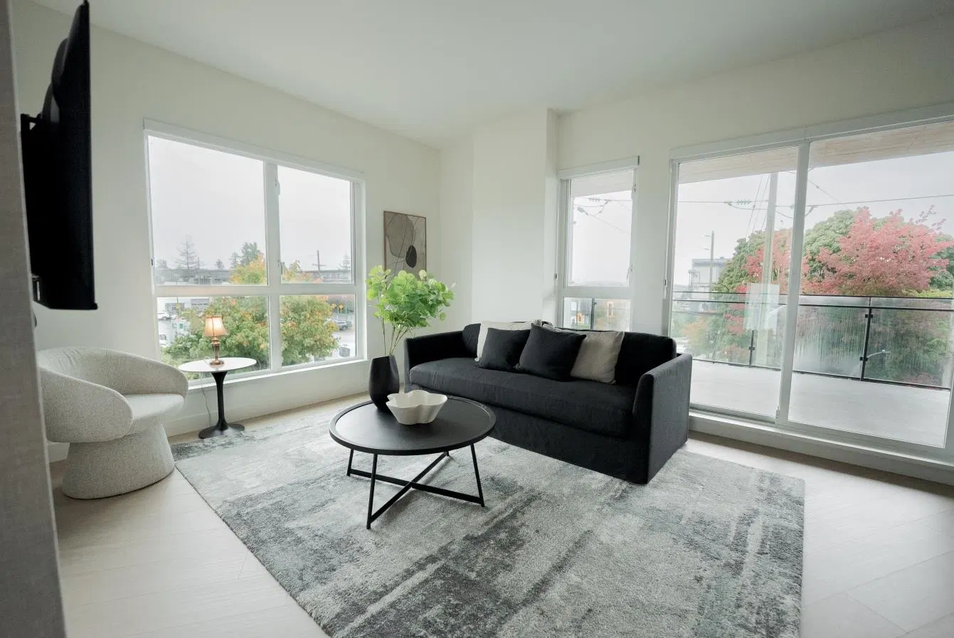 Photo 2 of 24 at #360 – 422 E 3rd Street