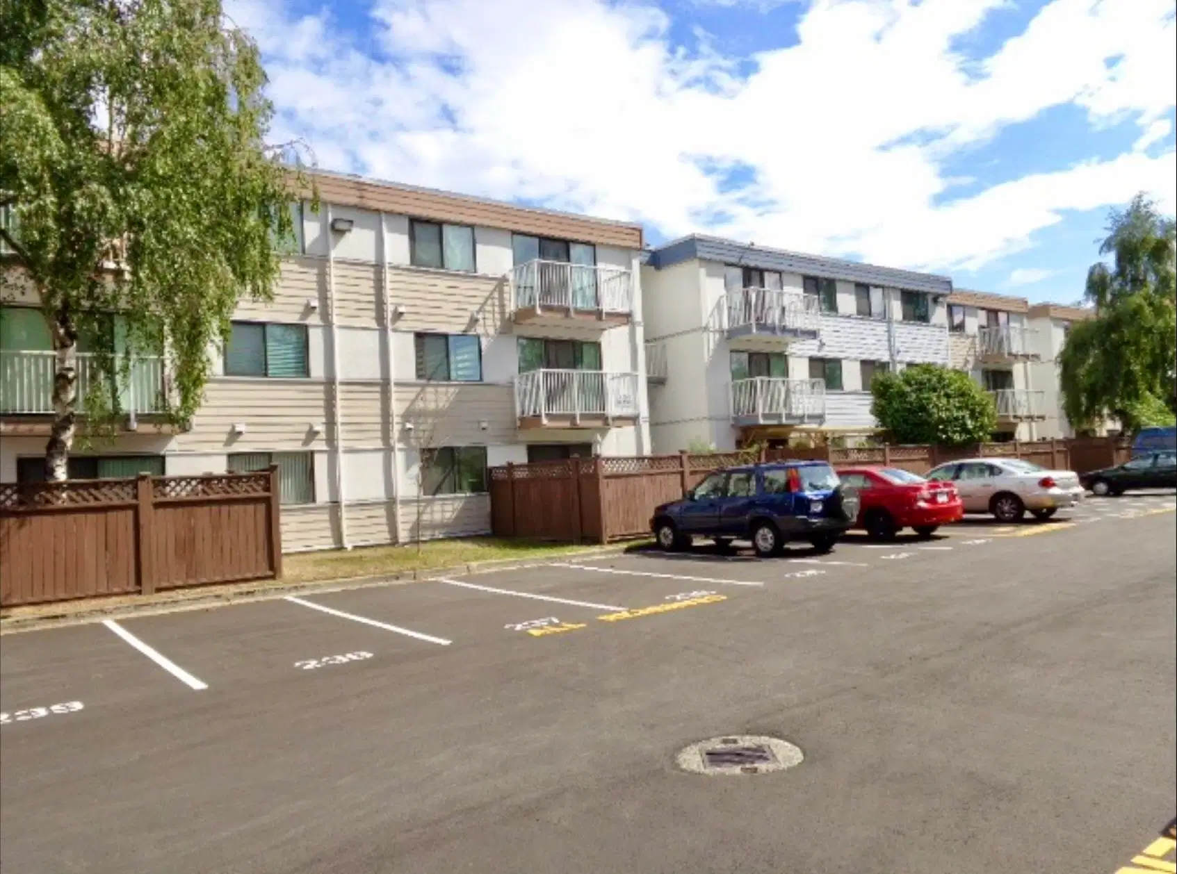 #203 – 7280 Lindsay Road