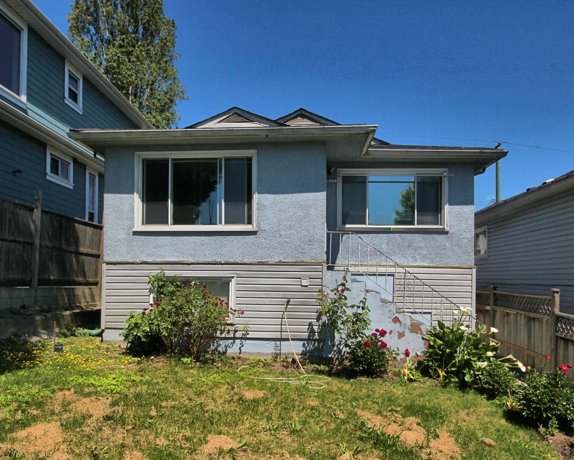 Photo 1 of 16 at 1333 E 41st Avenue