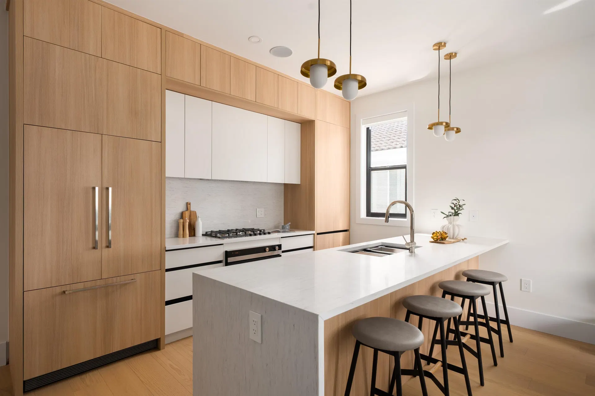 Photo 4 of 35 at #1 – 4828 Albert Street