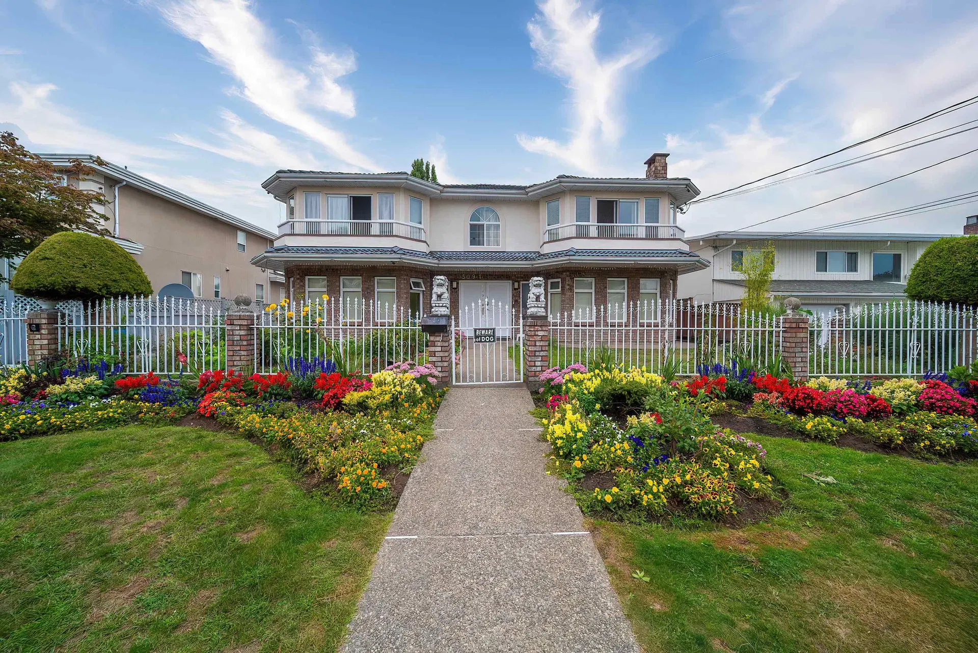 Photo 1 of 40 at 5091 Sidley Street