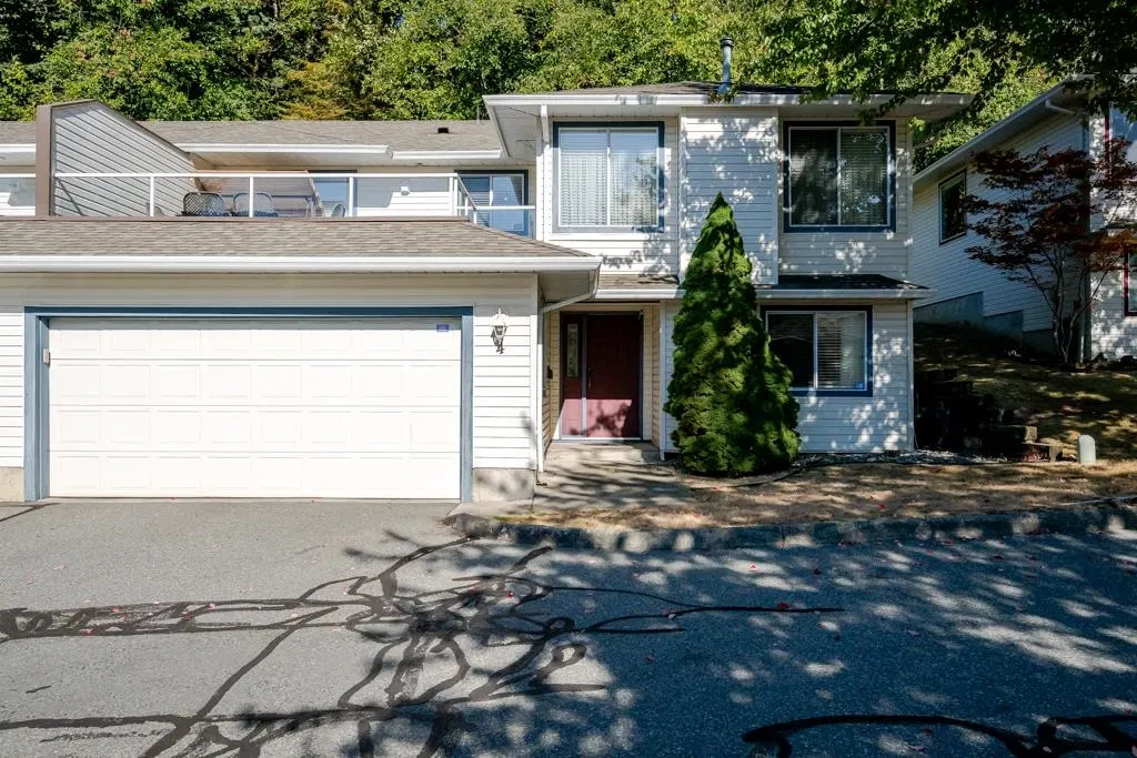 Photo 1 of 40 at #4 – 3051 Crossley Drive