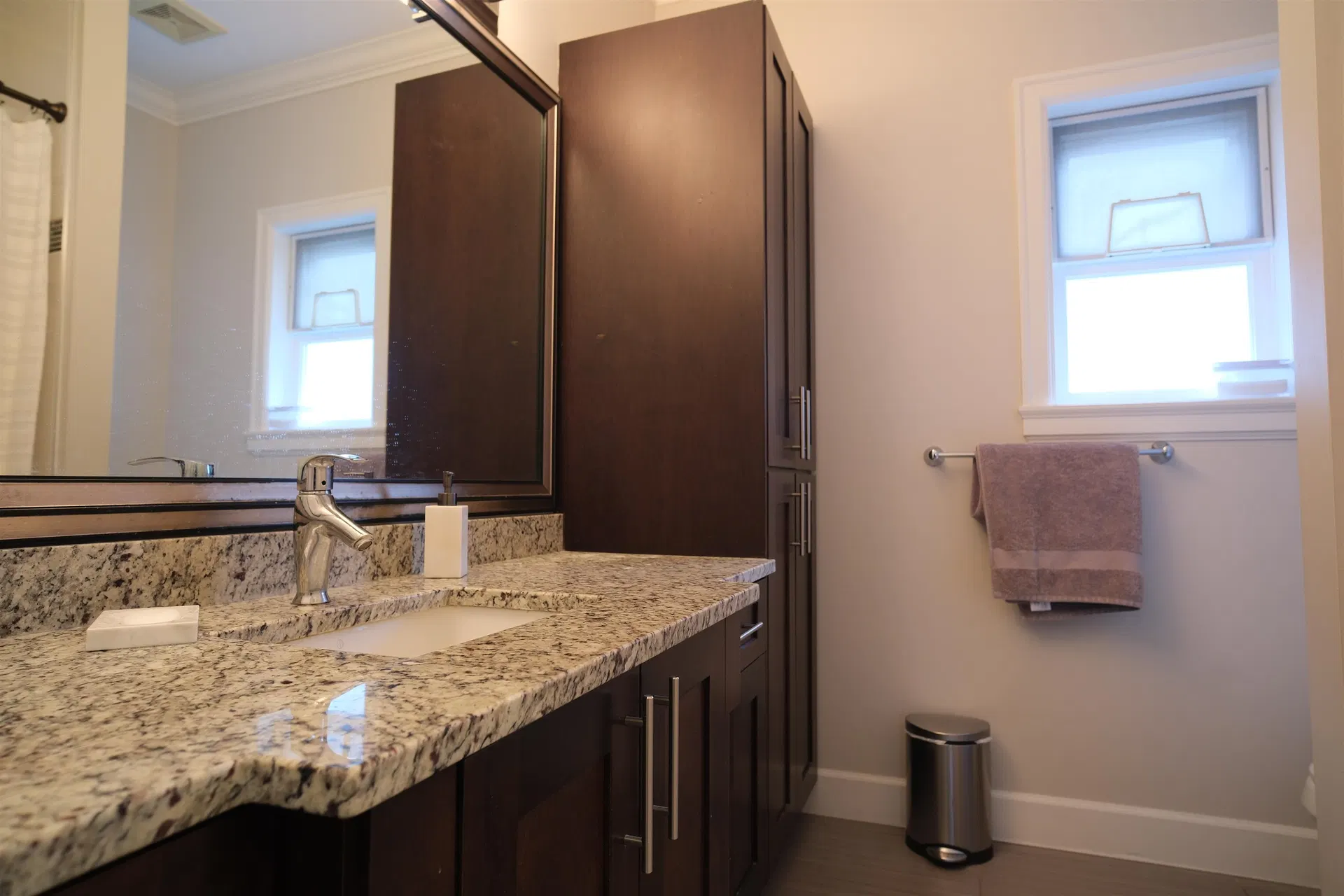 Photo 5 of 24 at 7849 211b Street
