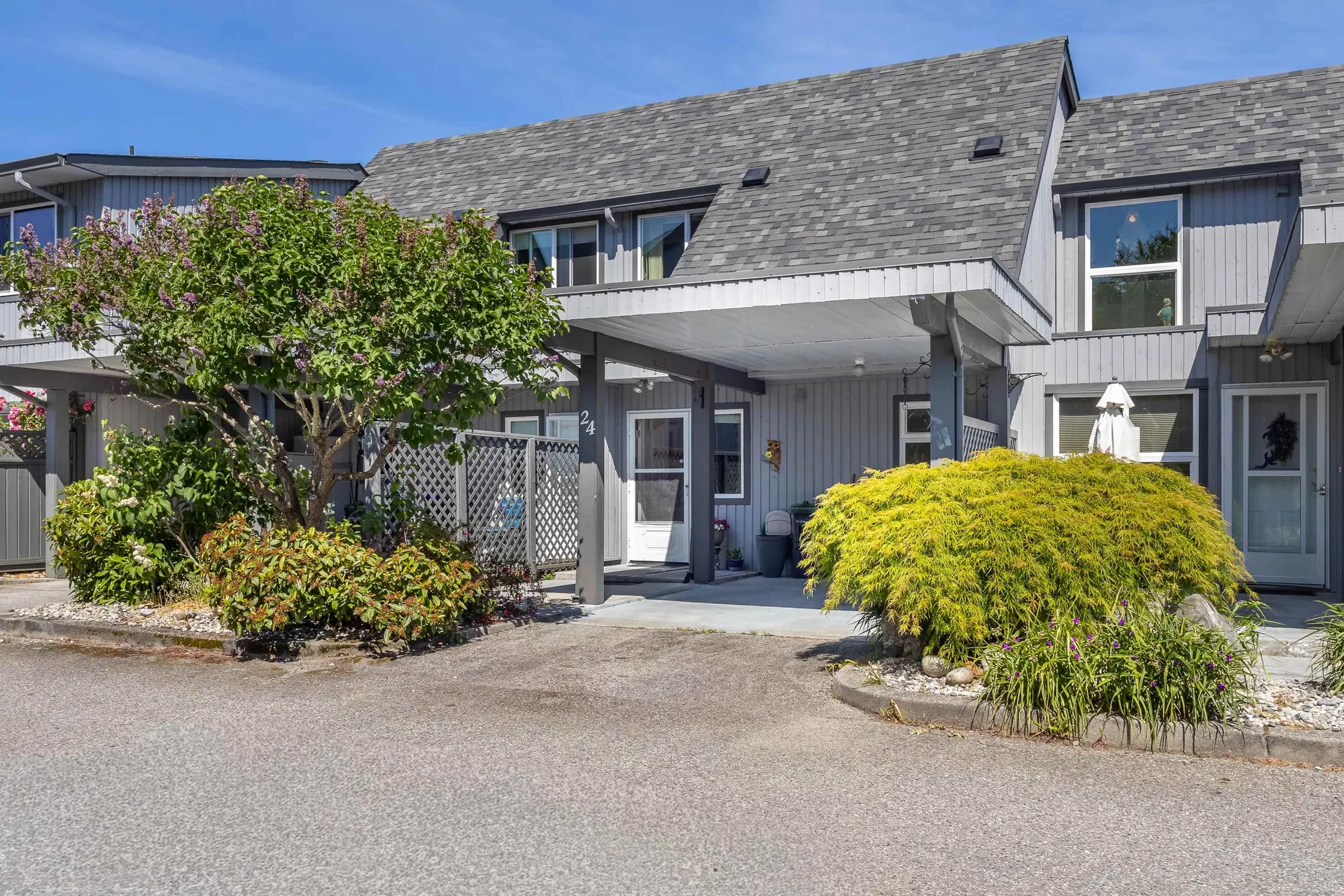 #24 – 5761 Wharf Avenue