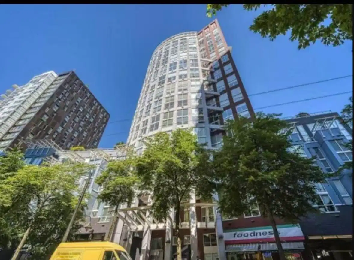 #1114 – 933 Seymour Street