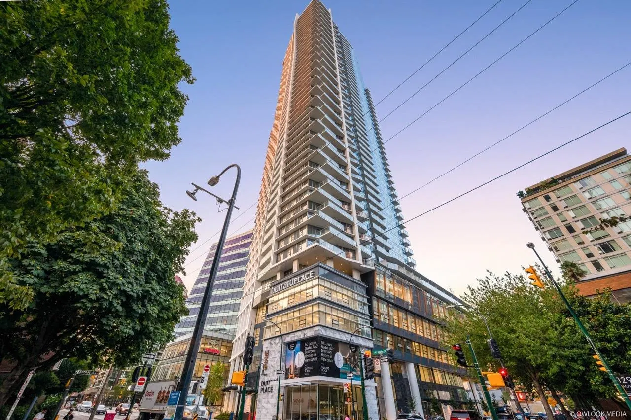 #3308 – 1289 Hornby Street